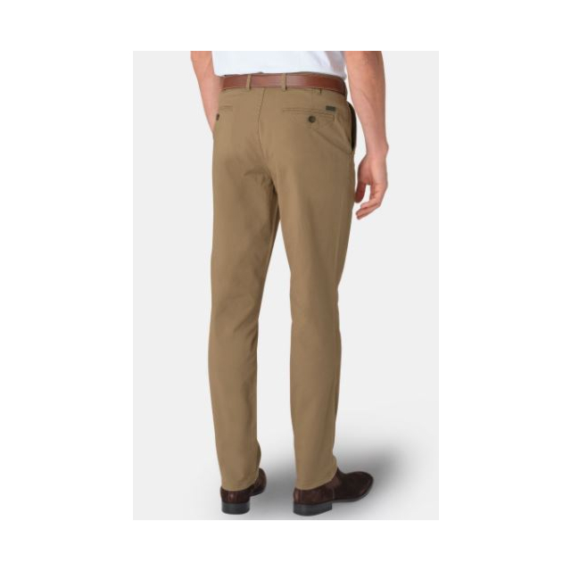 Brook Taverner Ben Tailored Fit Chinos - Sand