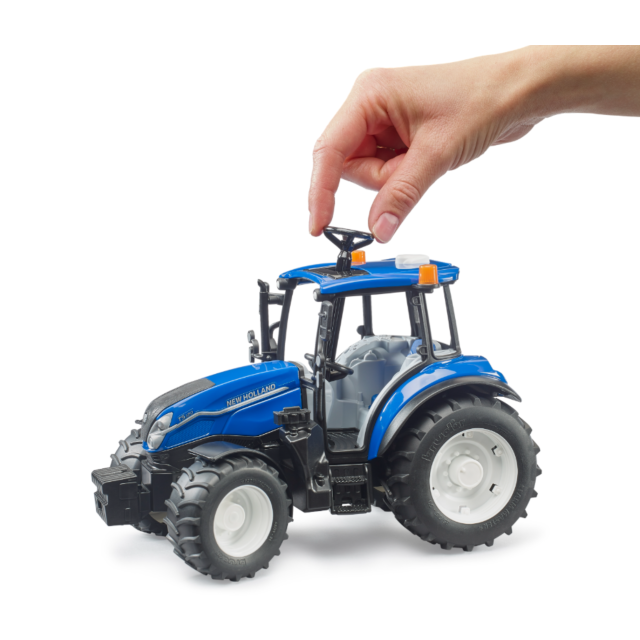 Bruder New Holland Tractor T5.120 