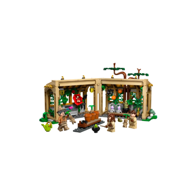 LEGO Hogwarts Castle Herbology Class