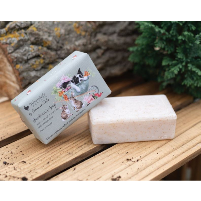 Wrendale Gardeners Soap - Amber and Honeysuckle